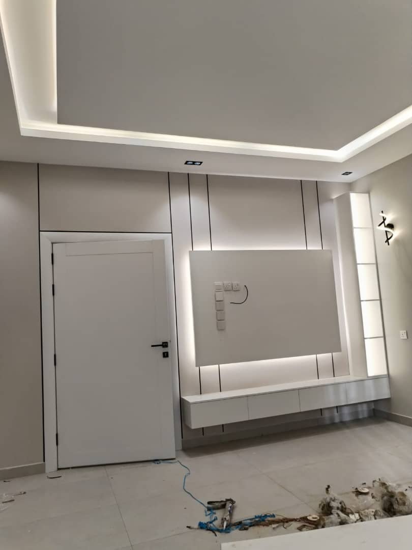 مظلات وهناجر السندوتش بانل