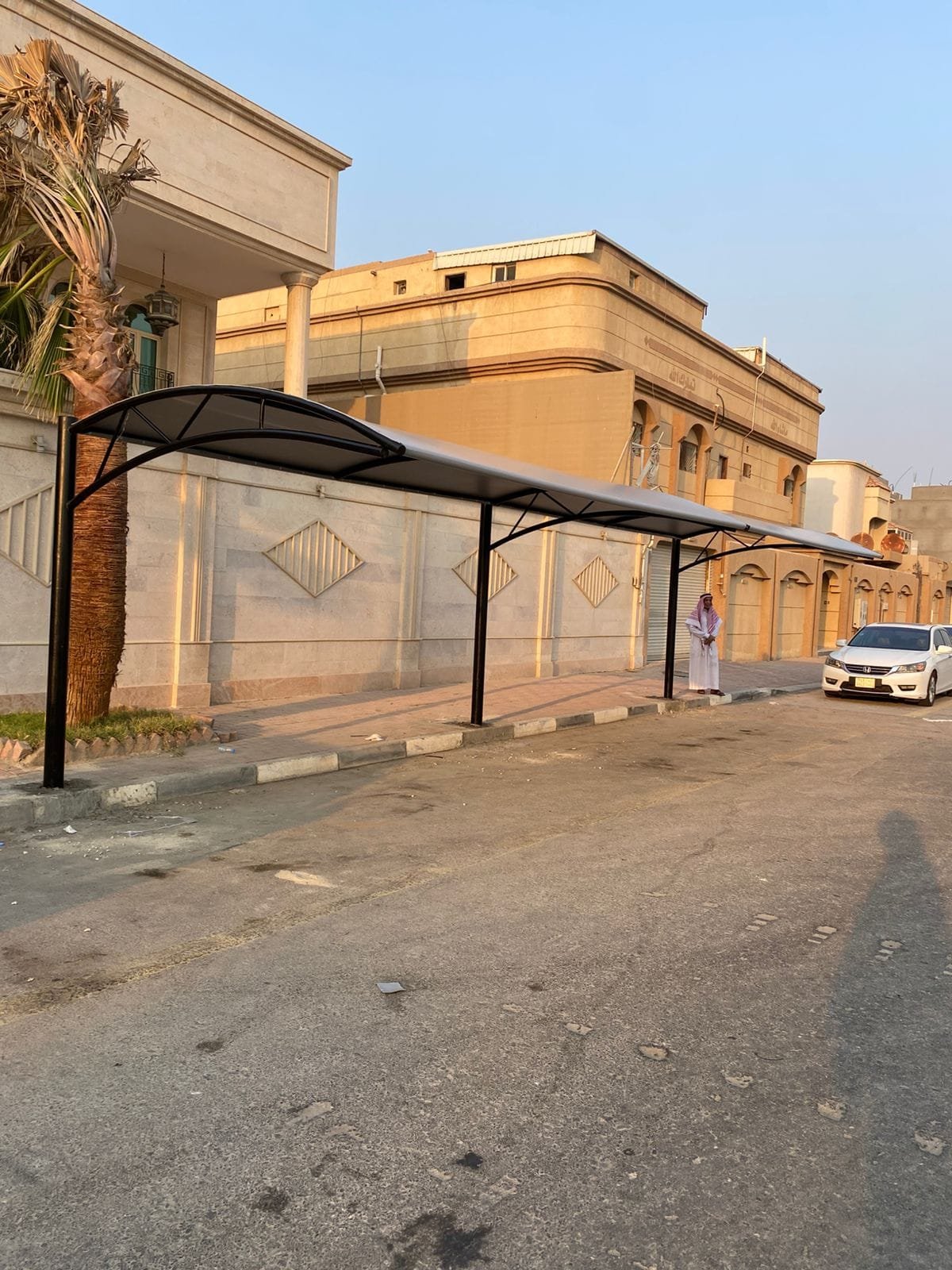مظلات سيارات